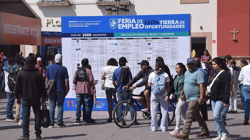 f carmona feria del empleo